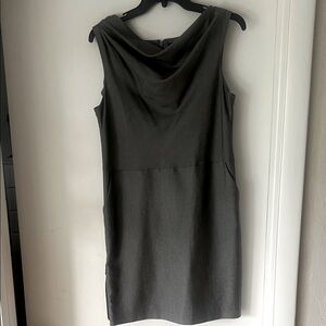 GAP Brand Women’s Size 2 Gray Business / Cocktail Sleeveless Dress